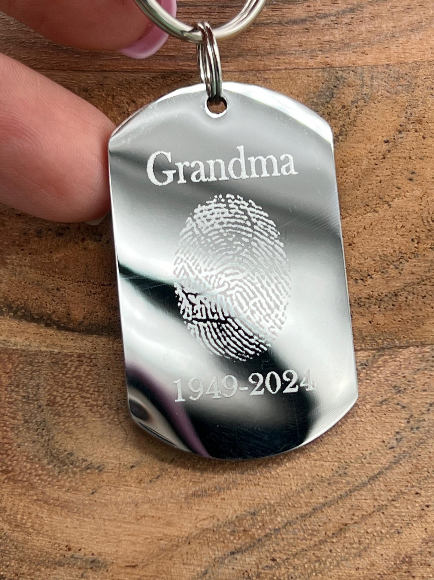 Memorial gift keychain with custom fingerprint for loss of a loved one